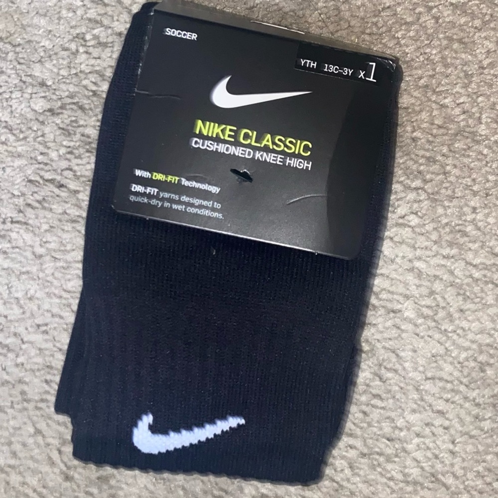 Nike Classic Youth knee high socks